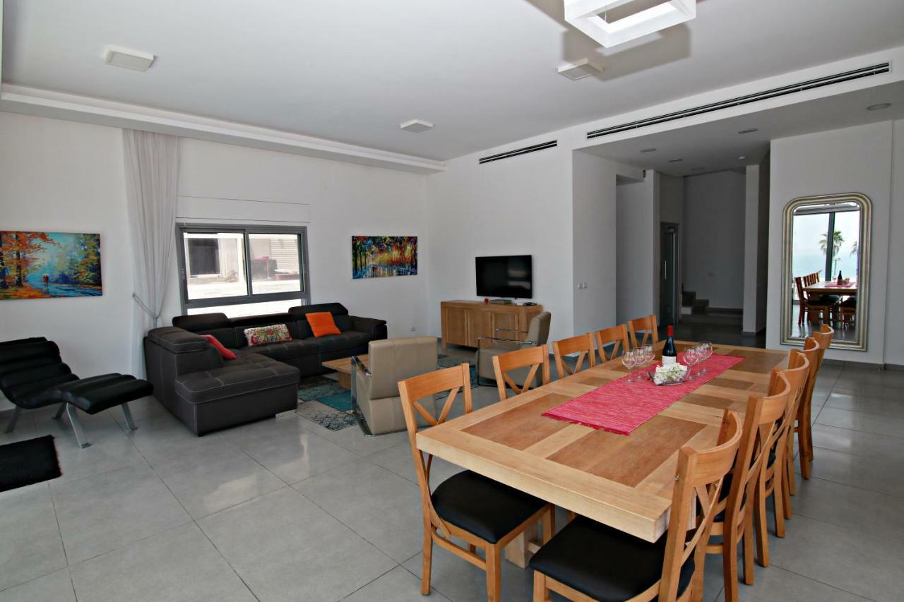 Seascape Terraces Netanya Villa Kültér fotó