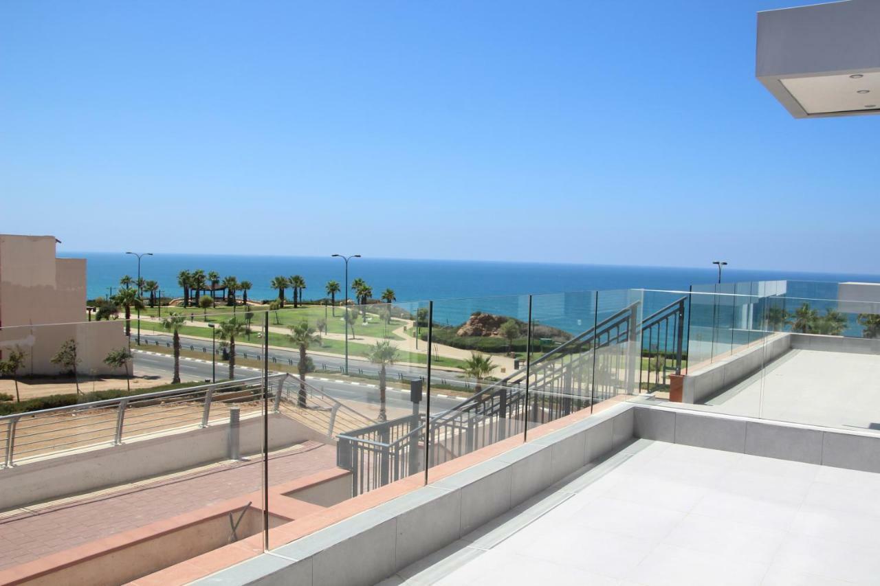 Seascape Terraces Netanya Villa Kültér fotó