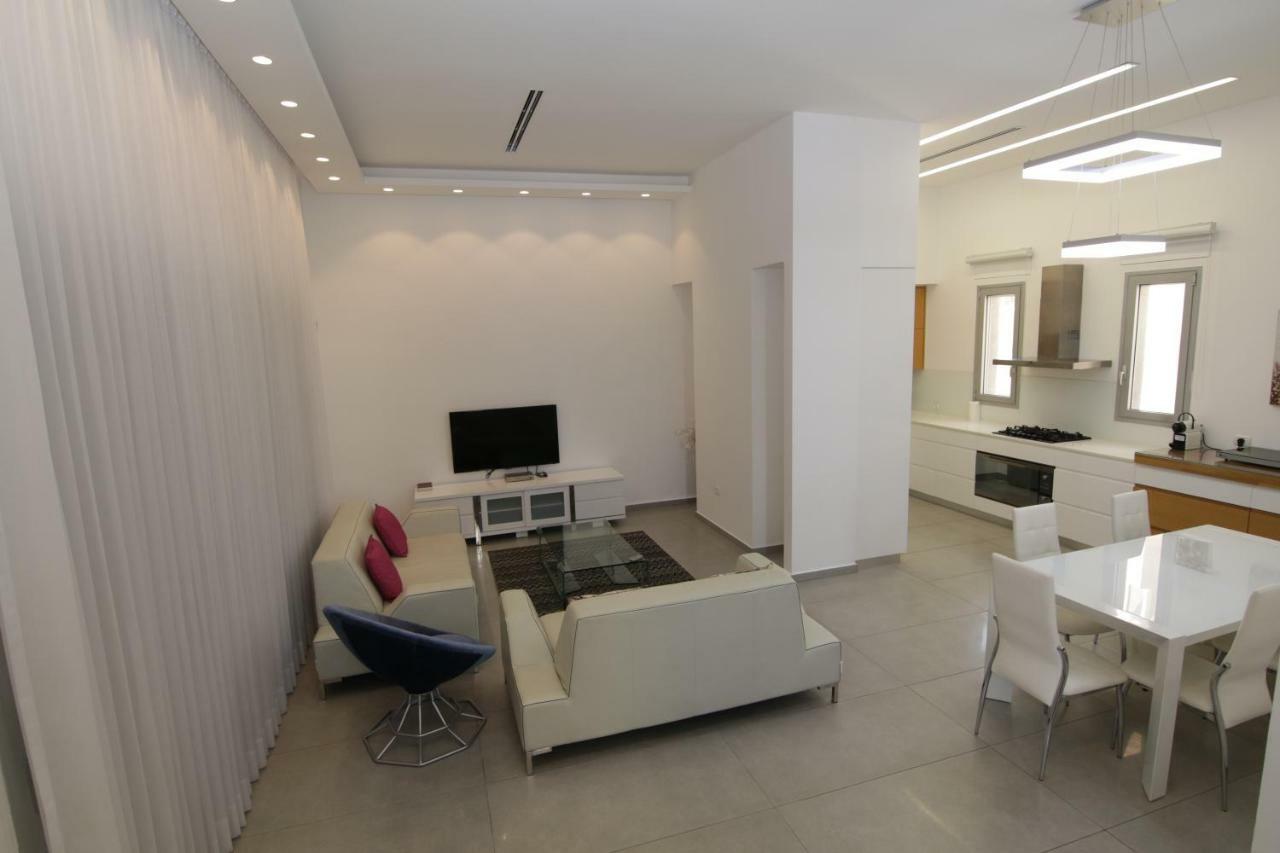 Seascape Terraces Netanya Villa Kültér fotó