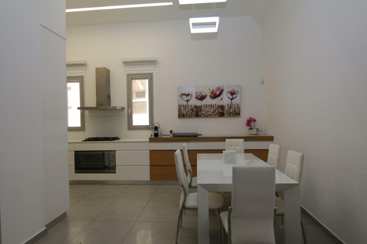 Seascape Terraces Netanya Villa Kültér fotó